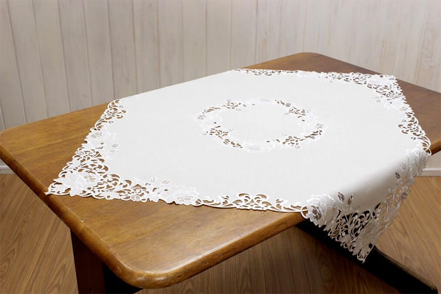 カットワーク刺繍テーブルクロス、85cm正方形
